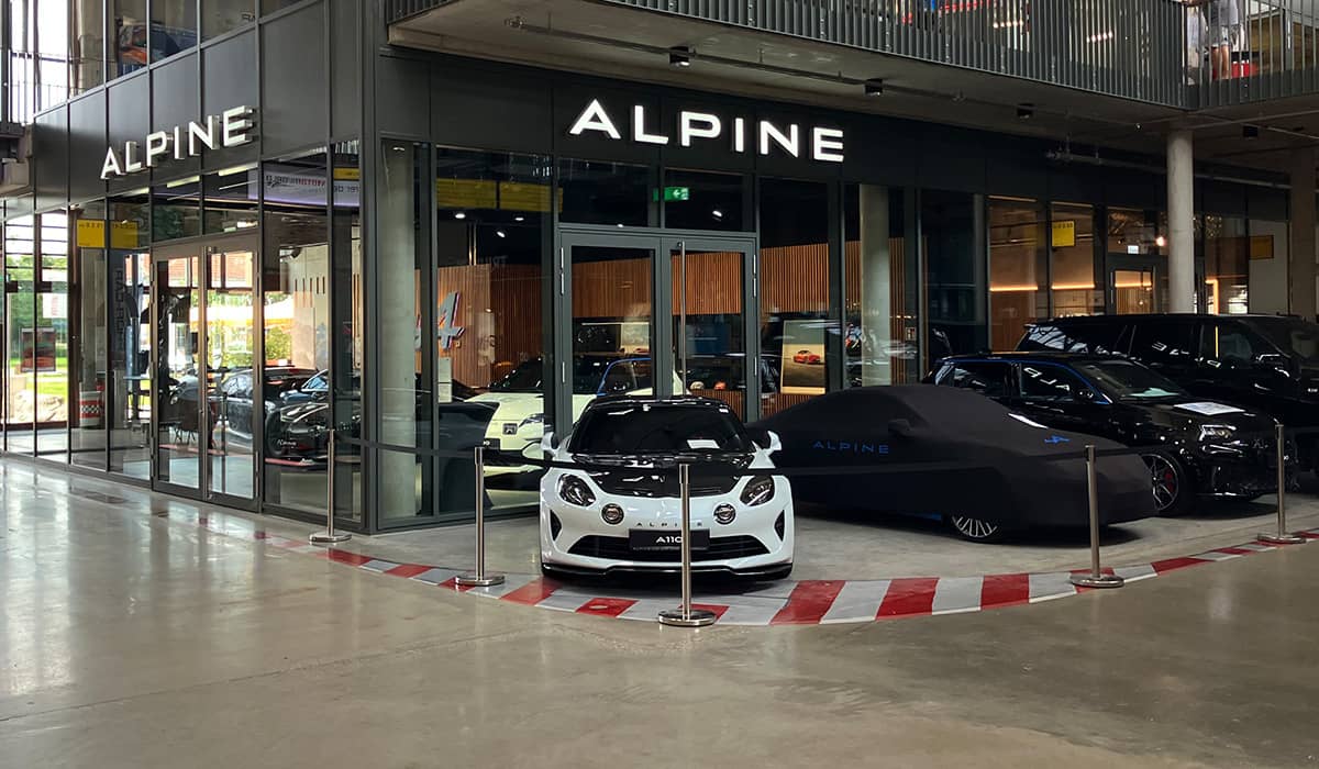 RRG München Alpine Store