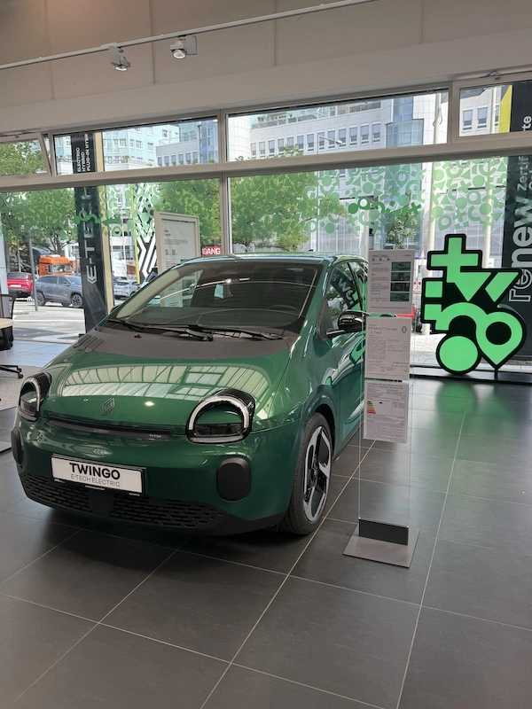 Der Renault Twingo im Renault Autohaus in Köln von RRG.